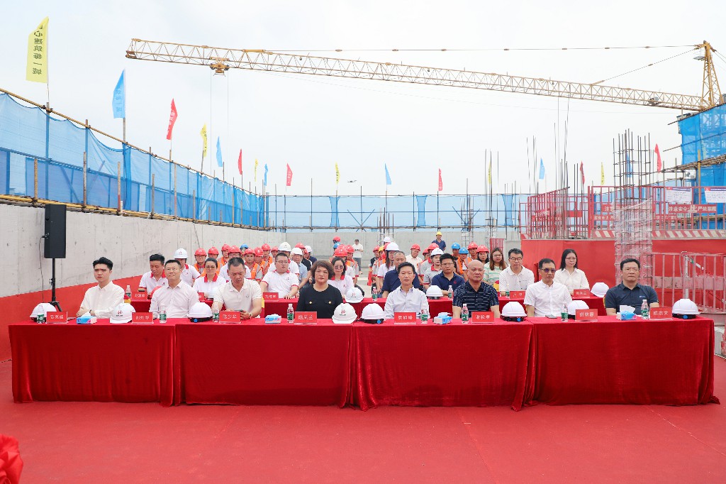 喜封金頂，不負(fù)佳期丨茶山尚錦匯項(xiàng)目封頂儀式圓滿舉行(圖19)